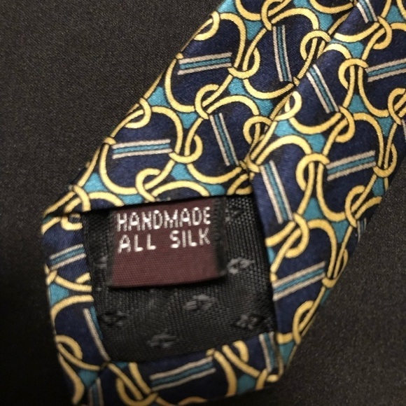 Vintage Cromley & Finch of London. 100% Handmade Silk Tie. Abstract Link Design - Picture 9 of 9